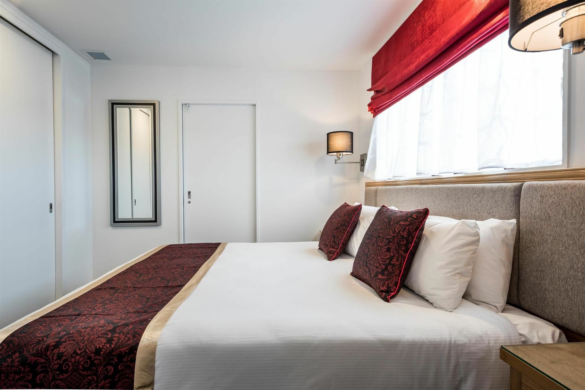 Fino Hotel & Suites Крайстчерч Екстер'єр фото
